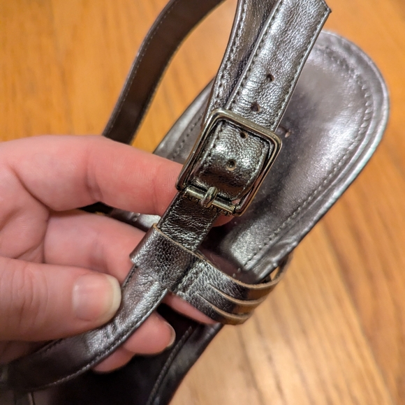 Ralph Lauren silver leather wedges size 9.5 - Picture 5 of 6